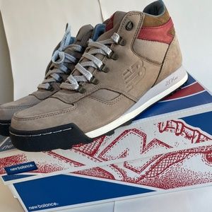 Men's New Balance Hiking Boots (Size 10.5) (New)
